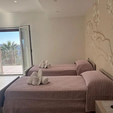 Tenute Lazzarino فندق مبيت وإفطار